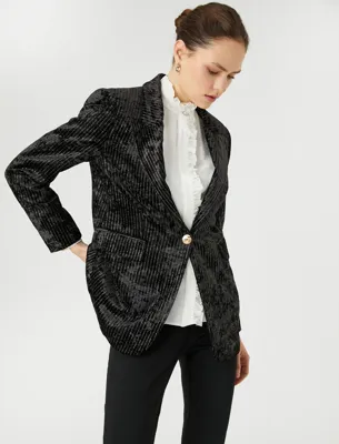 Koton Koton X Selected by Melis Ağazat - Pırıltılı Kadife Blazer Ceket