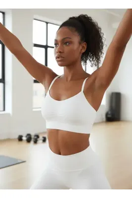 MİSTİRİK Pisun Model Ayarlanabilir Ince Askılı Pedli Toparlayıcı ve Sıkılaştırıcı Spor Büstiyer Beyaz Renk