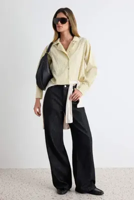 TRENDYOLMİLLA Açık Sarı Çizgili Boxy Fit Gömlek TWOAW27GO00062