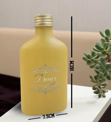 Bk Gift Kişiye Özel İsimli Fotoğraflı Cam Şişede Kolonya 200 Ml 80 Derece, Özel Tasarım Şişe, Hediye Kolonya Siyah