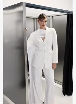 Nazlı Ceren Marylebone Şifon Detaylı Krep Blazer