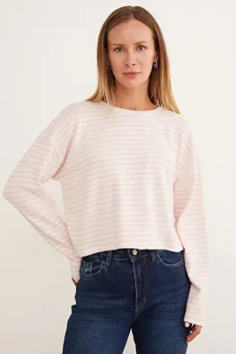 Fulla Moda Çizgili Crop İnce Triko Kazak