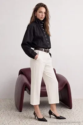 TRENDYOLMİLLA Taş Culotte Kalıp Kemerli Pantolon TWOSS26PL00072