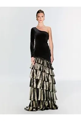Nur Karaata Baltimore Gown