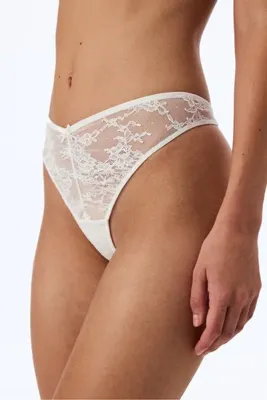 Penti Kırık Beyaz Mini Tanga