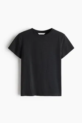 H&M Bedene Oturan Tişört