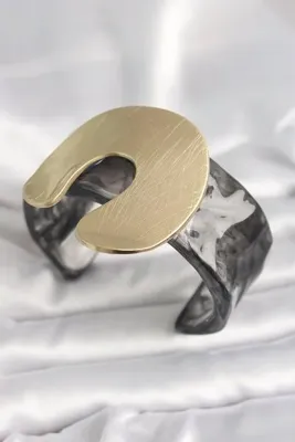 Genel Markalar Siyah Mermer Desen Akrilik Plastik Gold Nal Model Plaka Vintage Kadın Bilezik TJ-BB6677