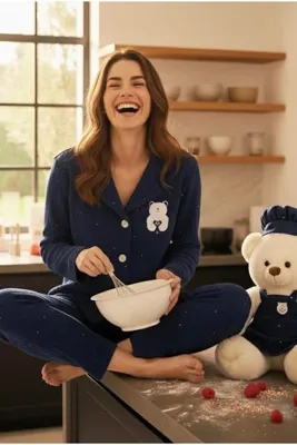 Siyah İnci lacivert Nakışlı Fitilli Düğmeli Polar Örme Pijama Takım 7923