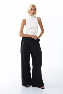 H&M Ribanalı ve Yarım Balıkçı Yakalı Üst