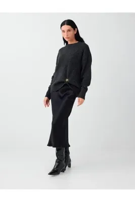 Jimmy Key Siyah Dar Kesim Beli Lastikli Maxi Saten Etek