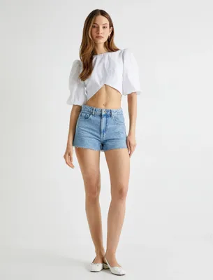 Koton Balon Kol Crop Bluz Arkası Pencere Detaylı Fiyonklu