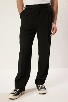 TRENDYOL MAN Siyah Wideleg Baggy Rahat Kalıp Dokuma Kumaş Pantolon TMNSS25PL00009