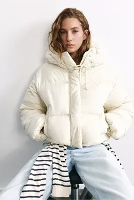 Pull & Bear Kısa şişme mont