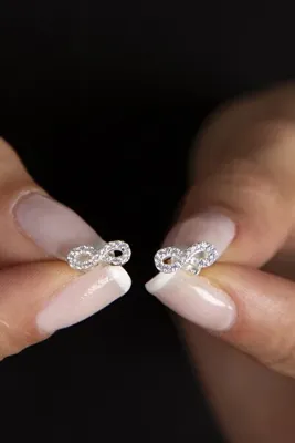 Elika Silver Kadın Sonsuzluk Model 925 Ayar Gümüş Küpe