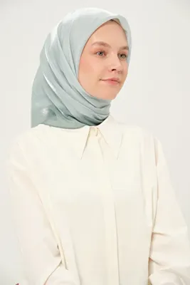 Madame Polo Kehribar Kare Eşarp 90x90 Cm Kayma Yapmayan Kumaş Yeşil