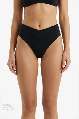 Penti Siyah V Kesim Orta Bel Bikini Altı