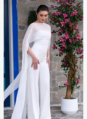 Gira Beyaz Hologram Payetli Şifon Bluz Detaylı Tulum