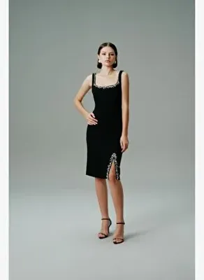 Raşit Bağzıbağlı ASKILI HAVUZ YAKALI KISA KREP ELBİSE