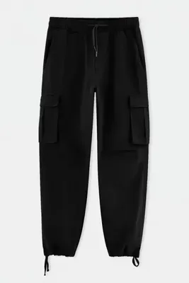 TRENDYOL MAN Siyah Straight Kalıp Kargo Cepli Beli Lastikli Erkek Pantolon TMNAW27PL00019