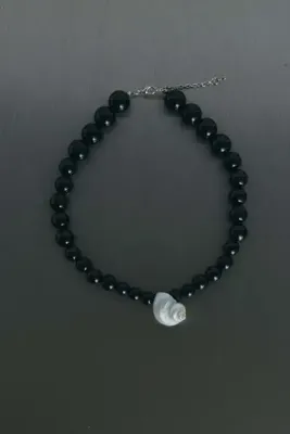 Suud Collection Siyah Ada Deniz Kabuğu Kolye