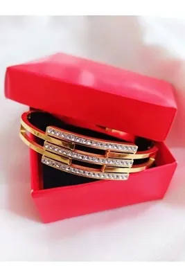 JEWELRY Paslanmaz Kaburga Model Zirkon Taşlı Çelik Kelepçe Bileklik
