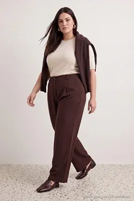 Trendyol Curve Kahverengi Wide Leg/Geniş Paça Dokuma Büyük Beden Kumaş Pantolon TBBAW23AR00007