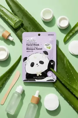 Miniso Lisanslı Sevimli Panda Serisi Yüz Maskesi – Ferahlatıcı Aloe Vera Özlü 17 Cm