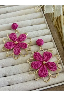 auroras.accessories Fuşya Papatya Küpe