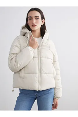 LC Waikiki Bej Kapüşonlu Kadın Şişme Mont