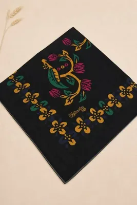 KB Bursa İpek Yöresel Desen Yörük Örtüsü 100x100 cm