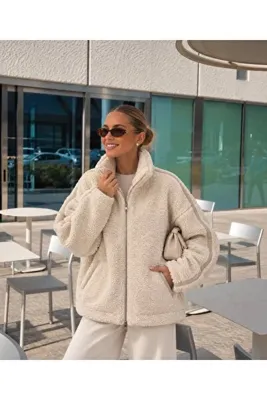 ON6STORE16 Kadın Ekru Peluş Teddy Ceket Kapüşonlu Fermuarlı Oversize Cepli Kışlık Mont
