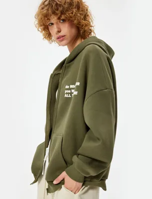 Koton Oversize Kapşonlu Şardonlu Fermuarlı Baskılı Sweatshirt