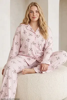 Siyah İnci Pembe Ayıcık Baskılı Büyük Beden Battal Boy Düğmeli Örme Pijama Takım 8090