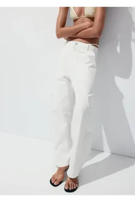 MANGO Woman Cepli kargo jean pantolon