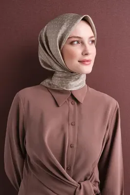 Armine Sura İpek Eşarp 2026-2027 - Sonbahar Kış-ASM9622A