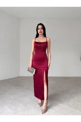 popibutik YIRTMAÇ DETAYLI ASKILI SATEN ELBİSE