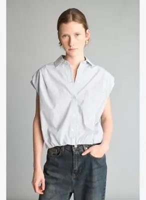 Defacto %100 Pamuk Overshirt Fit Klasik Yaka Çizgili Cepli Poplin Etek Ucu Lastikli Kolsuz Crop Gömlek I7332