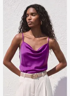 Sateen Askılı Degaje Yaka Bluz - Mor