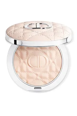 Dior Forever Nude Radiant Filter - Sabitleyici Pudra makyajın görünümünü 24 saat boyunca sabitler