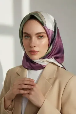 Vissona %100 Twill İpek Geometrik Desenli Gül Kurusu - Haki Renkli 90x90 Eşarp Dikim Şekli : El Dikişi