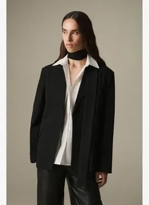 Vatkalı Kuşaklı oversize blazer ceket