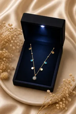 Silvanya Jewelry Premium Işıklı Kutuda 925 Ayar Gümüş Altın Kaplama Zirkon Taşlı Nazar Boncuklu Pullu Dorika Şans Kolyesi