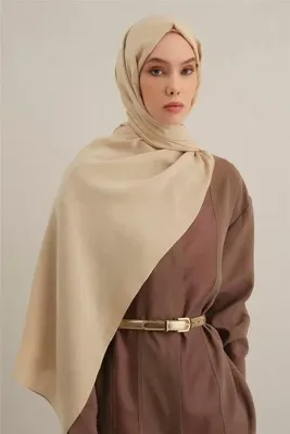 Armine Şık Bordürlü Beyaz Lyocell Şal Günlük Kullanım İçin Modern Şal Bej