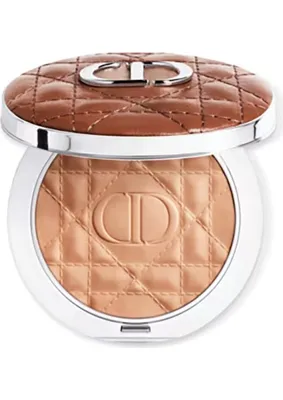 Dior Forever Nude Bronzlaştırıcı Pudra 02 Doğal Parlaklık ve Kapatıcı Etki