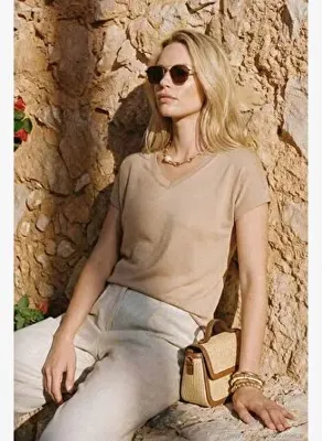 Lela V Yaka Rahat Kesim Yırtmaçlı Bluz Kadın BLUZ 5862000