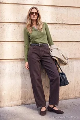 TRENDYOLMİLLA Wardrobe Essentials Kahverengi %100 Pamuk Dikiş Detaylı Normal Bel Baggy Jeans TWOAW27JE00018