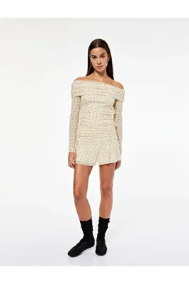 Koton Uzun Kollu Kayık Yaka Slim Fit Asimetrik Kesim Drapeli Puantiyeli Mini Elbise