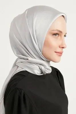 Şaless Tesettür Kadın Janjan-janjanlı Krinkıl Abiye Eşarp-gümüş- 100x100cm