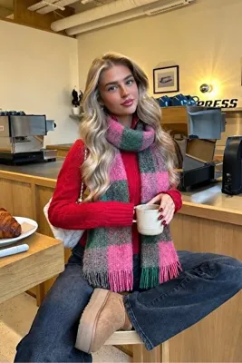 keisy Estela Atkı Yumuşak Dokulu Omuz Şalı Puffy