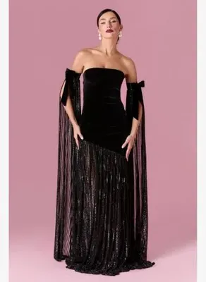 Nur Karaata Graceful Swan Gown